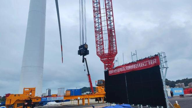 乘风破浪·巅峰润滑——方盛股份首套18兆瓦海上机组换热系统吊装成功侧记